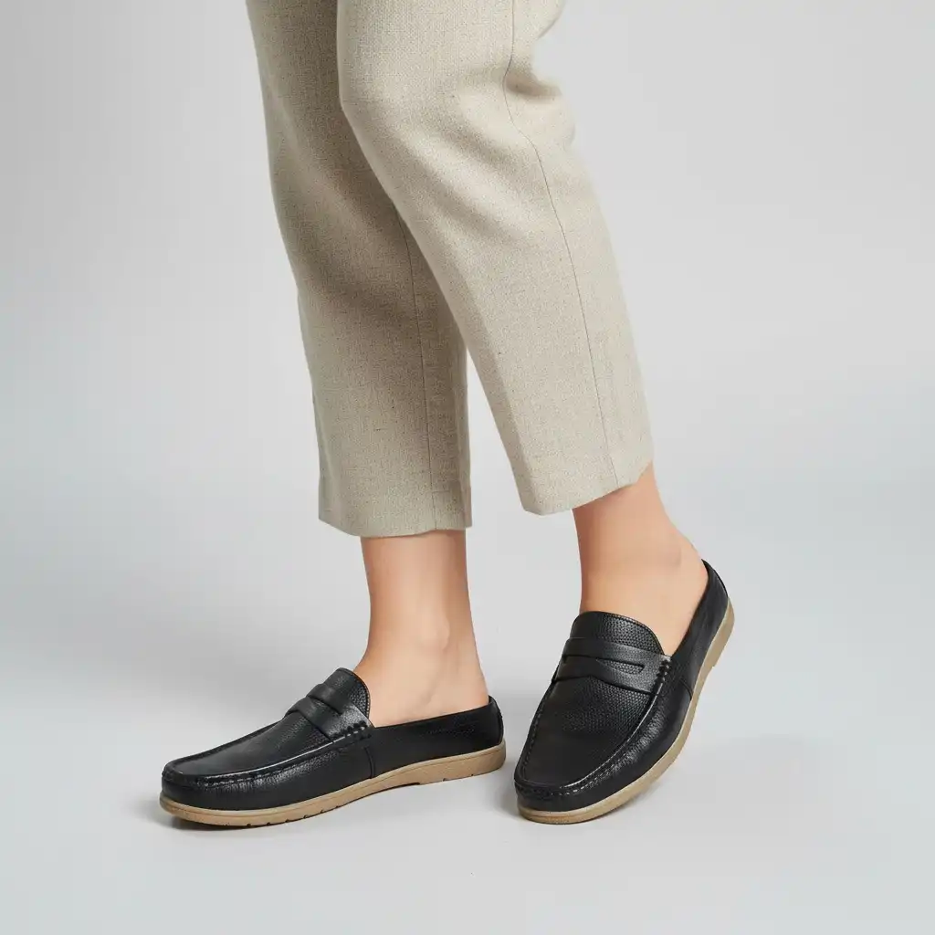 E One Collection Loafer